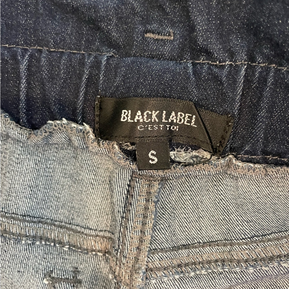 Black label C’est Toi flare jeans size S - Picture 2 of 4